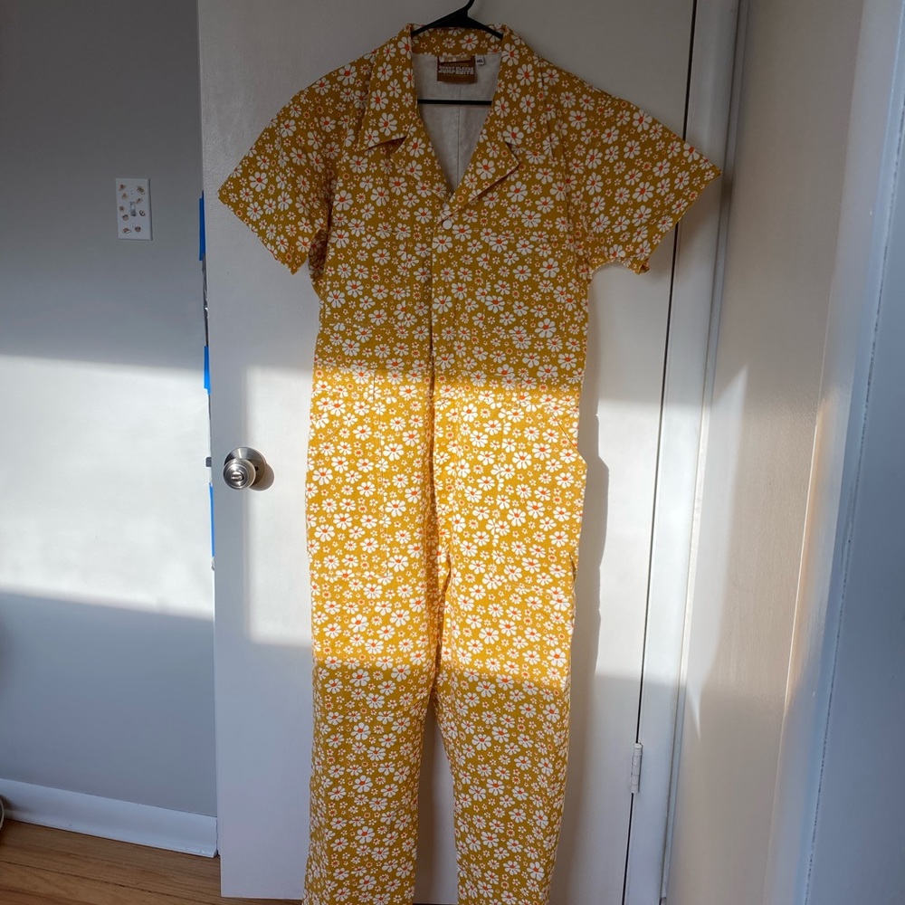 Lazy Daisy Short Sleeve Jumpsuit